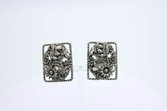 1962 Antique Garden Earrings