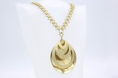 1962 Goddess of Fashion Necklace