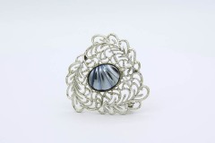 1962 Royal Plumage Pin