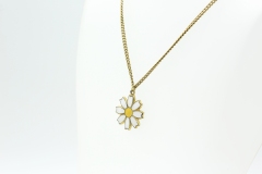 1966 Lazy Daisy Necklace