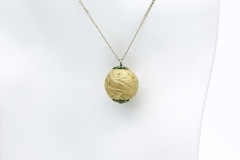 1966 Pearl Magic Necklace