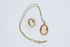 1966 Rose Cameo Set