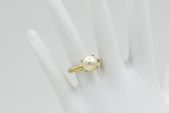 1968 Genie Ring