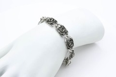 1971 Antique Rose Bracelet
