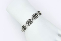 1971 Antique Rose Bracelet