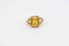 1971 Sarah's Birthstone Ring (November Golden Topaz)