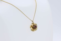 1972 Rosette Necklace