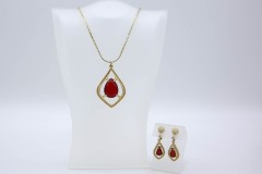 1973 Scarlet Tears Set