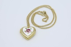 1974 Teen Heart Locket