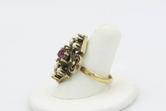1975 Alexandria Ring