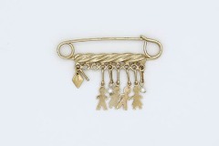 1975 Family Parade Pin