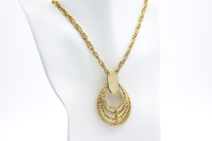 1976 Duchess Necklace