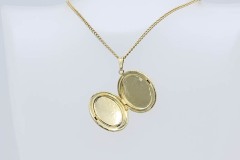 1976 Magnolia Locket Necklace