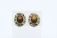 1976 Norwegian Wood Earrings - Great Britain