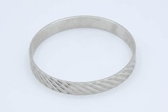 1976 Vibrations Bracelet