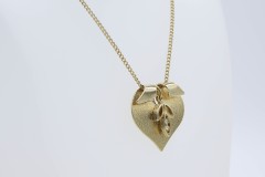 1977 Tenderly Necklace