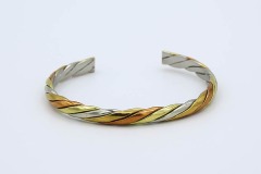 1977 Tri-Twist Bracelet