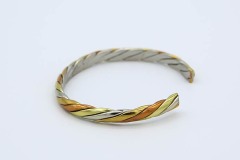 1977 Tri-Twist Bracelet