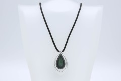 1978 Dew Drop Necklace