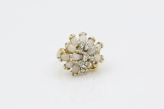 1978 Romantic Cluster Ring