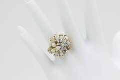 1978 Romantic Cluster Ring