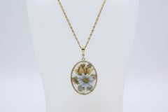 1978 Spring Bouquet Necklace