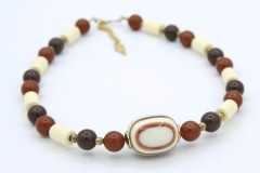 1979 Cinnamon Swirl Necklace