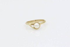 1979 Genuine Cultured Pearl Ring