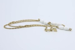 1979 White 'N Bright Necklace