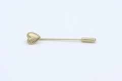 1980 Dainty Heart Stick Pin