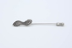 1980 Fashion Twist Stick Pin