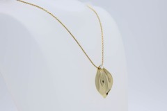 1982 Splendor Necklace