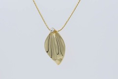 1982 Splendor Necklace