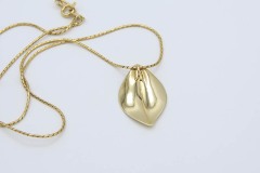 1982 Splendor Necklace