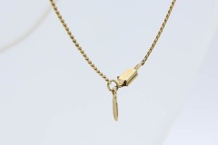 1980 Add-A-Bead Chain