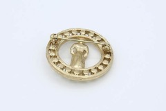 Manager's Award Statue Pin
