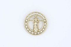 Manager's Award Statue Pin