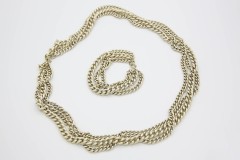 Unidentified GB Chain Set