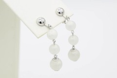 Unidentified Pearly White Earrings - Canada